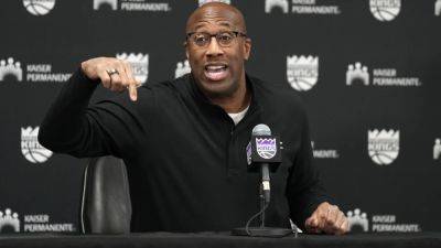 Mike Brown - Sources -- Kings' Brown gets big raise, deal extended through '26-27 - ESPN - espn.com - county Kings