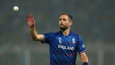 England's Woakes taking break from cricket after father's death