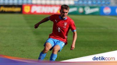 Jatuh dari Sepeda, Gelandang Ceko Ini Gagal Tampil di Euro 2024 - sport.detik.com - Portugal - Malta