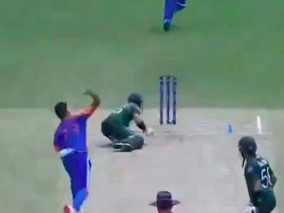 India vs Pakistan: Mohammed Siraj's Aggressive Throw Hits Mohammad Rizwan's Hand. This Happens Next - Watch