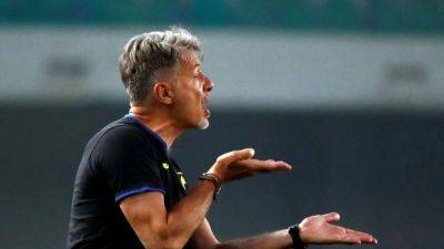 Verona part ways with manager Baroni