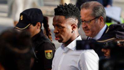 Valencia fans jailed for Real Madrid's Vinícius racial abuse - ESPN