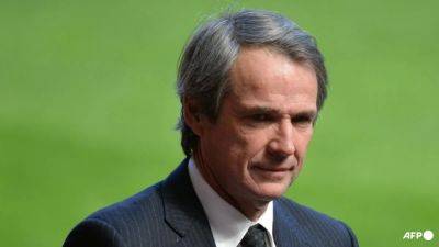 Liverpool legend Hansen seriously ill in hospital: Club