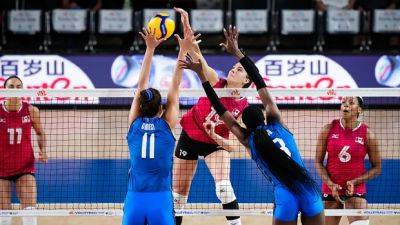 Canadian women struggle in return to Volleyball Nations League, drop 3 sets to Italy