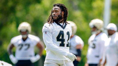 Alvin Kamara - Alvin Kamara skips Saints' final minicamp practice over contract - ESPN - espn.com - county Allen