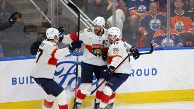 Panthers hold off Oilers to move 1 win away from 1st Stanley Cup title