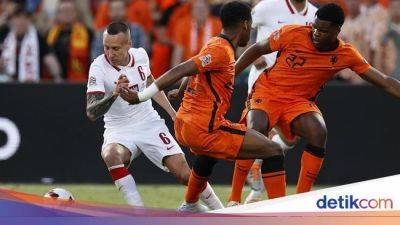 Robert Lewandowski - Link Live Streaming Polandia Vs Belanda - sport.detik.com - Qatar