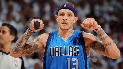 Mark Cuba - Troubled former NBA player Delonte West spotted stumbling through parking lot after latest arrest - foxnews.com - county Cleveland - county Arlington - county Dallas - county Maverick - county Cavalier - Cuba - area District Of Columbia