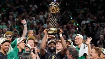 Jayson Tatum - Joe Mazzulla - Celtics win record-breaking 18th NBA title with Game 5 victory over Mavericks - cbc.ca - Los Angeles - county Dallas - county Maverick