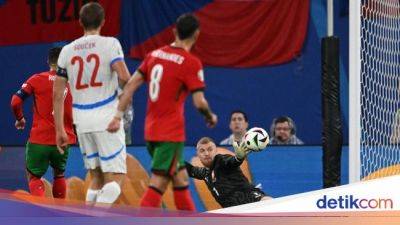 Cristiano Ronaldo - Bruno Fernandes - Rafael Leao - Babak Pertama - Portugal Vs Republik Ceko Masih 0-0 di Babak Pertama - sport.detik.com - Portugal