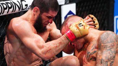 Dustin Poirier - Khabib Nurmagomedov - Islam Makhachev submits Dustin Poirier to retain UFC title - ESPN - espn.com
