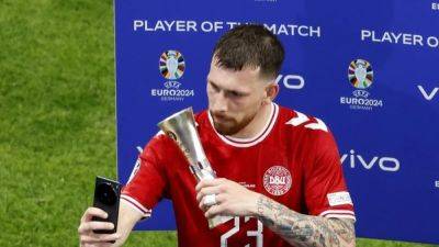 It's like playing at home, says Denmark's Højbjerg