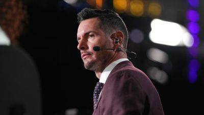 Sources - Lakers hiring JJ Redick to four-year deal to coach team - ESPN