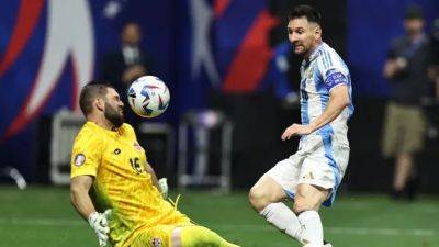 Crepeau stands tall, but Argentina blanks gritty Canadians in Copa America debut