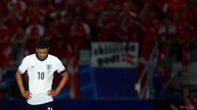 England's lacklustre game against Denmark leaves fans, pundits baffled