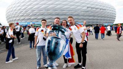 Lost phone returned with smiling surprise as Scotland-Germany love-in blossoms