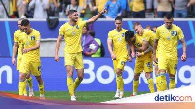 Martin Dubravka - Slovakia Vs Ukraina: Comeback, Mudryk dkk. Menang 2-1 - sport.detik.com - Slovakia