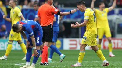 Martin Dubravka - International - Roman Yaremchuk goal keeps resilient Ukrainians in contention at Euro 2024 - cbc.ca - Russia - Ukraine - Germany - Belgium - Romania - Slovakia