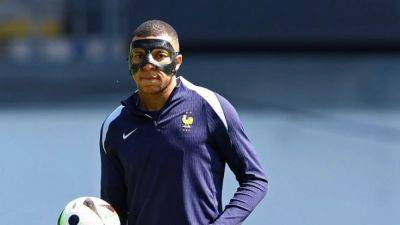 Mbappe wants to play against Poland, Deschamps says