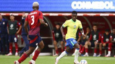 Analysis:Brazil still unable to get the best out of Vinicius