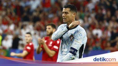Cristiano Ronaldo - Pedro Neto - Ronaldo Mejan di Fase Grup Euro 2024, Bikin Catatan Buruk - sport.detik.com - Portugal - Georgia