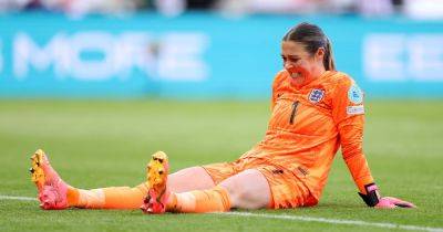 Ella Toone - Mary Earps - Hannah Hampton - Sarina Wiegman - Mary Earps injury update given as Manchester United goalkeeper withdraws from England squad - manchestereveningnews.co.uk - Sweden - France - Ireland - county Republic