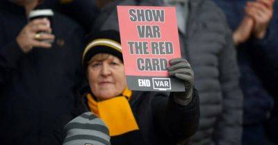 VAR set to get vote of confidence at Premier League AGM - breakingnews.ie