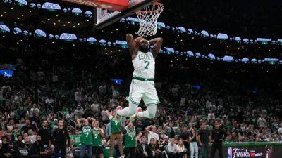 Kristaps Porzingis - Jaylen Brown - Porzingis' return, Brown fuel Celtics to Game 1 rout of Mavericks in NBA Finals - cbc.ca - county Dallas - county Maverick