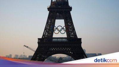 Cincin Olimpiade Mulai Dipasang di Menara Eiffel - sport.detik.com