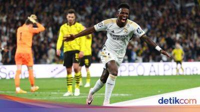 Ronaldo - Vinícius Júnior - Ronaldo: Vinicius Pantas Raih Ballon d'Or - sport.detik.com