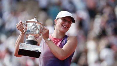 Perfectionist Swiatek savours managing the pressure to win fourth French Open