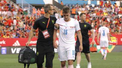 Czech midfielder Sadilek to miss Euros with freak injury