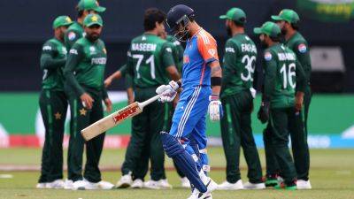 India vs Pakistan: "Arrogant, Reckless" - Sunil Gavaskar Rips Into Rohit Sharma And Co After Batting Collapse