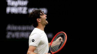 Taylor Fritz - Fritz topples Zverev in five-set thriller to reach Wimbledon quarters - channelnewsasia.com - Germany - Usa - county Alexander