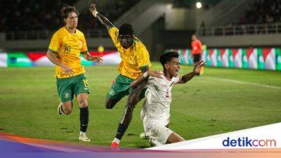 Indonesia Dikalahkan Australia, Tapi Main Luar Biasa dengan 10 Pemain
