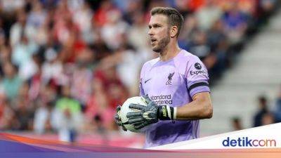 Arne Slot - Adrian Tinggalkan Liverpool Usai Tolak Kontrak Baru - sport.detik.com - Liverpool