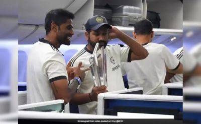 Rohit Sharma - Rahul Dravid - Hardik Pandya - Suryakumar Yadav - Rohit Sharma, Rahul Dravid's Gesture For Reporters In Flight Wins Hearts - sports.ndtv.com - India - Barbados