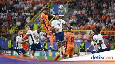 Harry Kane - Denzel Dumfries - Phil Foden - Babak Pertama - Bart Verbruggen - Timnas Inggris - Belanda Vs Inggris 1-1 di Babak Pertama - sport.detik.com