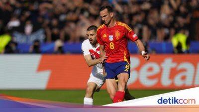 Jules Kounde - Aurelien Tchouameni - Fabian Ruiz - Roja La-Furia - Timnas Prancis - 'Spanyol Vs Prancis Layaknya Final Euro 2024' - sport.detik.com