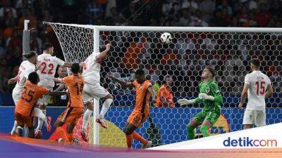 Belanda Vs Turki: Tim Oranye Tertinggal di Babak Pertama