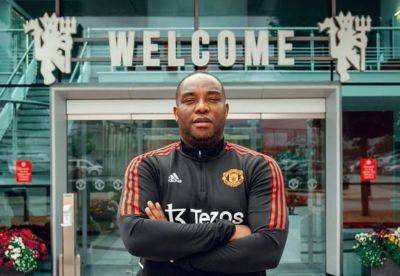 Dan Ashworth - Darren Fletcher - Ruud Van-Nistelrooy - Steve Macclaren - Bafana Bafana - Mitchell Van - Man United confirm Benni McCarthy's departure as ex-striker Ruud van Nistelrooy joins - news24.com - South Africa