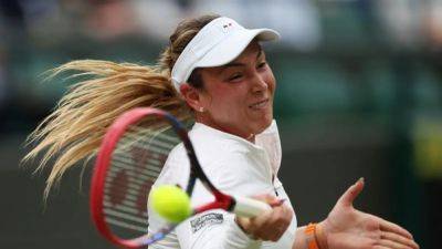 Jasmine Paolini - Emma Navarro - Donna Vekic - Vekic puts Sun in shade at Wimbledon to seal semi-final spot - channelnewsasia.com - Croatia - Australia - New Zealand