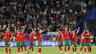 Portuguese men of war show age is no obstacle at Euros