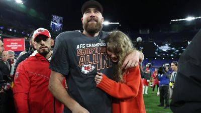 Travis Kelce - Patrick Smith - Taylor Swift - Travis Kelce wins karaoke event at charity golf tournament: 'Taylor, this is for you' - foxnews.com - Usa - county Lake