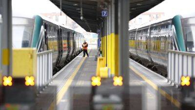 Liam Maccarthy - Additional trains announced from Clare and Cork for All-Ireland hurling final - rte.ie - Ireland - county Kent