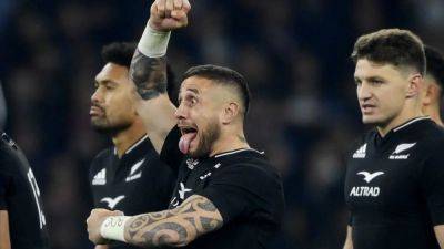 Fletcher Newell - Codie Taylor - Aaron Smith - Scott Barrett - Sam Cane - Finlay Christie - Stephen Perofeta - Jordie Barrett - Beauden Barrett - Damian Mackenzie - Patrick Tuipulotu - Dalton Papali - Robertson opts for Perenara at scrumhalf in first All Blacks team - channelnewsasia.com - South Africa - county Smith - county Scott - county Robertson