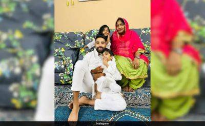 Mohammed Siraj Gives T20 World Cup Winner's Medal To His Mother, Pic Goes Viral
