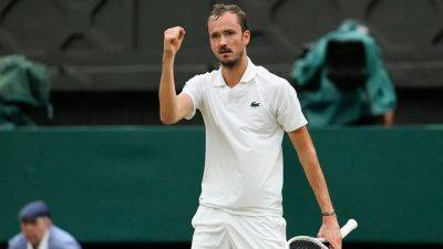 Daniil Medvedev advances to Wimbledon semifinal after upset victory over top-seeded Jannik Sinner