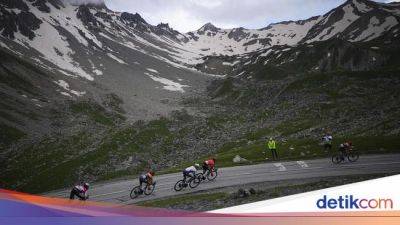 Bingkai Sepekan: Menikmati Balapan dan Indahnya Jalur Tour de France - sport.detik.com - France