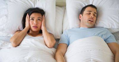 People say 'mouth taping' can put an end to snoring and bad breath - manchestereveningnews.co.uk